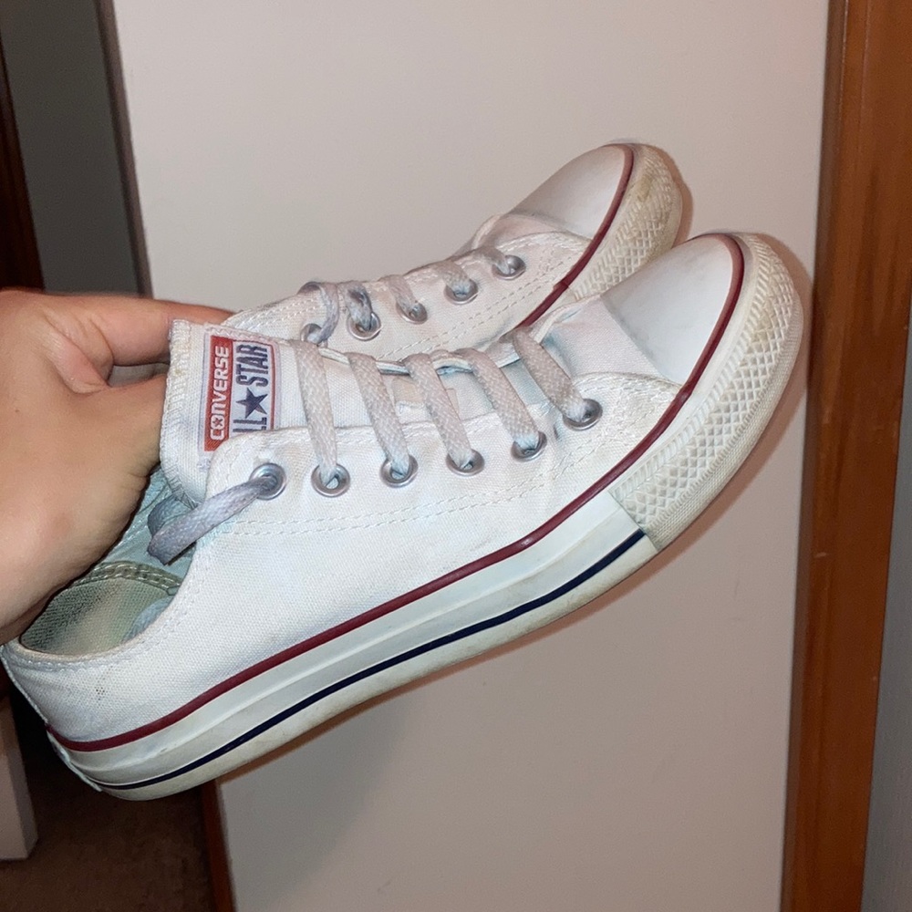 • converse •